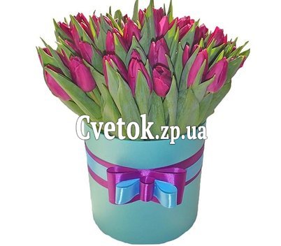 Hat box with purple tulips