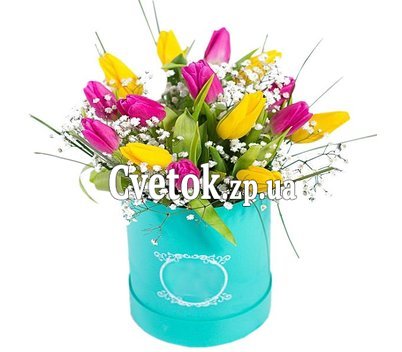 Тюльпаны в коробке